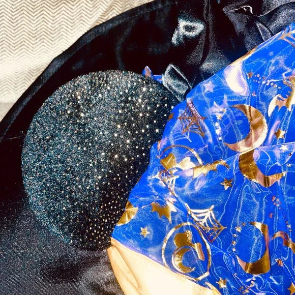 Official Disney Store Witch Hat Purple Sheer Metallic Gold Star Moon Bow SOLDOUT - Picture 6 of 11